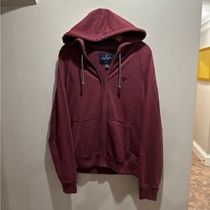 AE Red Zip-Hoodie (S)